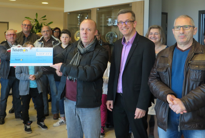 Les Quévenois offrent 4357 € au Téléthon