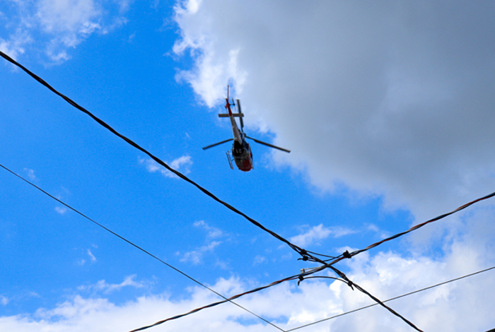 Survol des lignes électriques