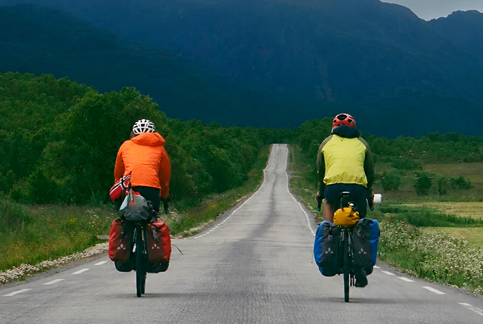 Projection du documentaire : « L’odyssée nordique : reprendre la route »
